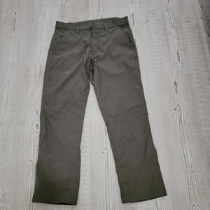 Eddie Bauer Men's Performance Tech Stretch Comfort Chinos - Olive